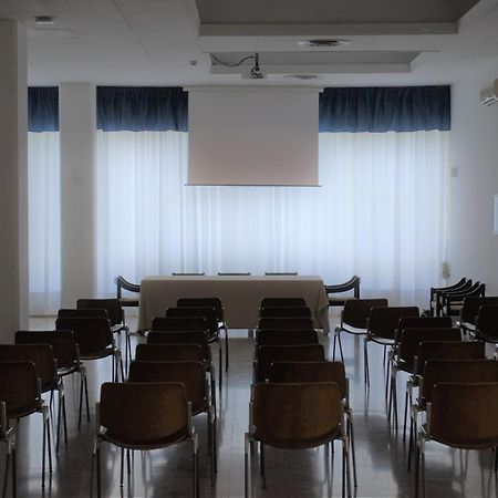 Park Hotel Mar Grande Таранто Экстерьер фото
