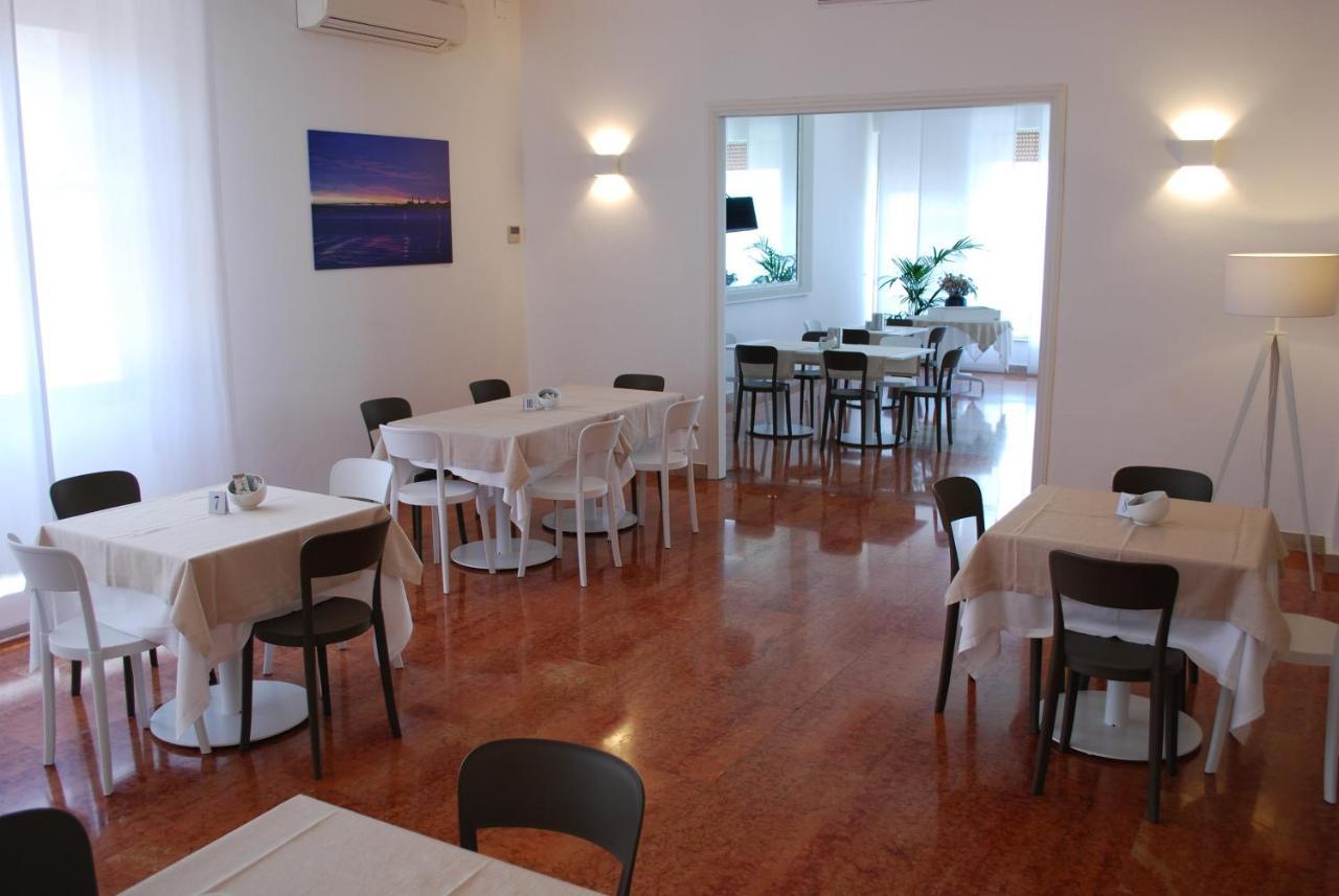 Park Hotel Mar Grande Таранто Экстерьер фото
