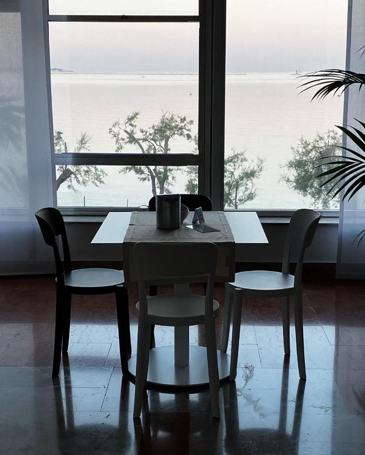 Park Hotel Mar Grande Таранто Экстерьер фото