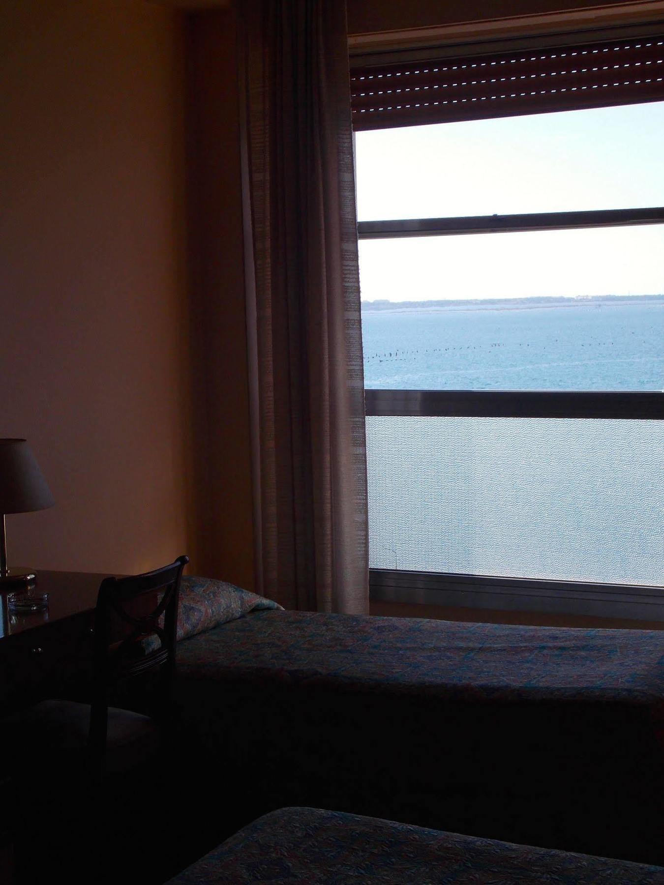 Park Hotel Mar Grande Таранто Экстерьер фото